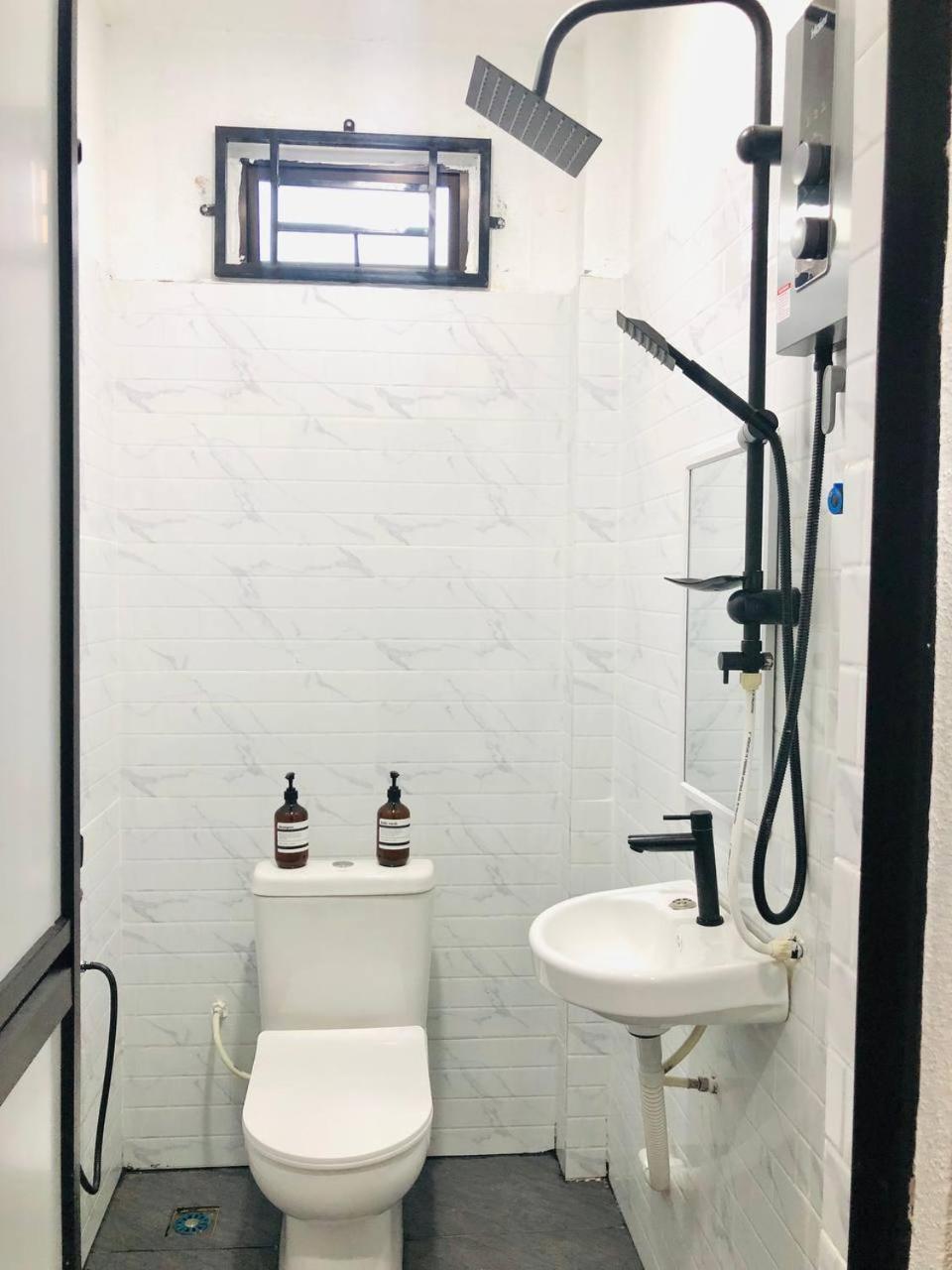Roomstay By Abe Cottage Kampung Kuala Besut Exterior foto